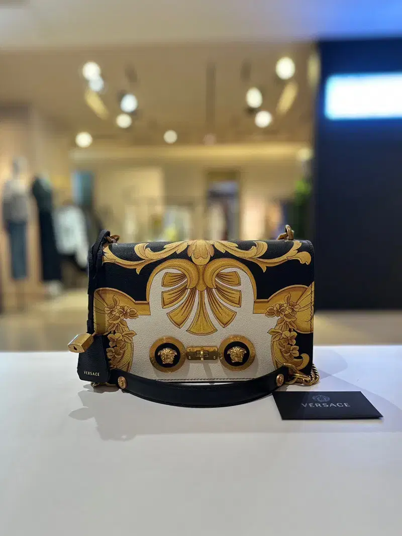thumbnail-0